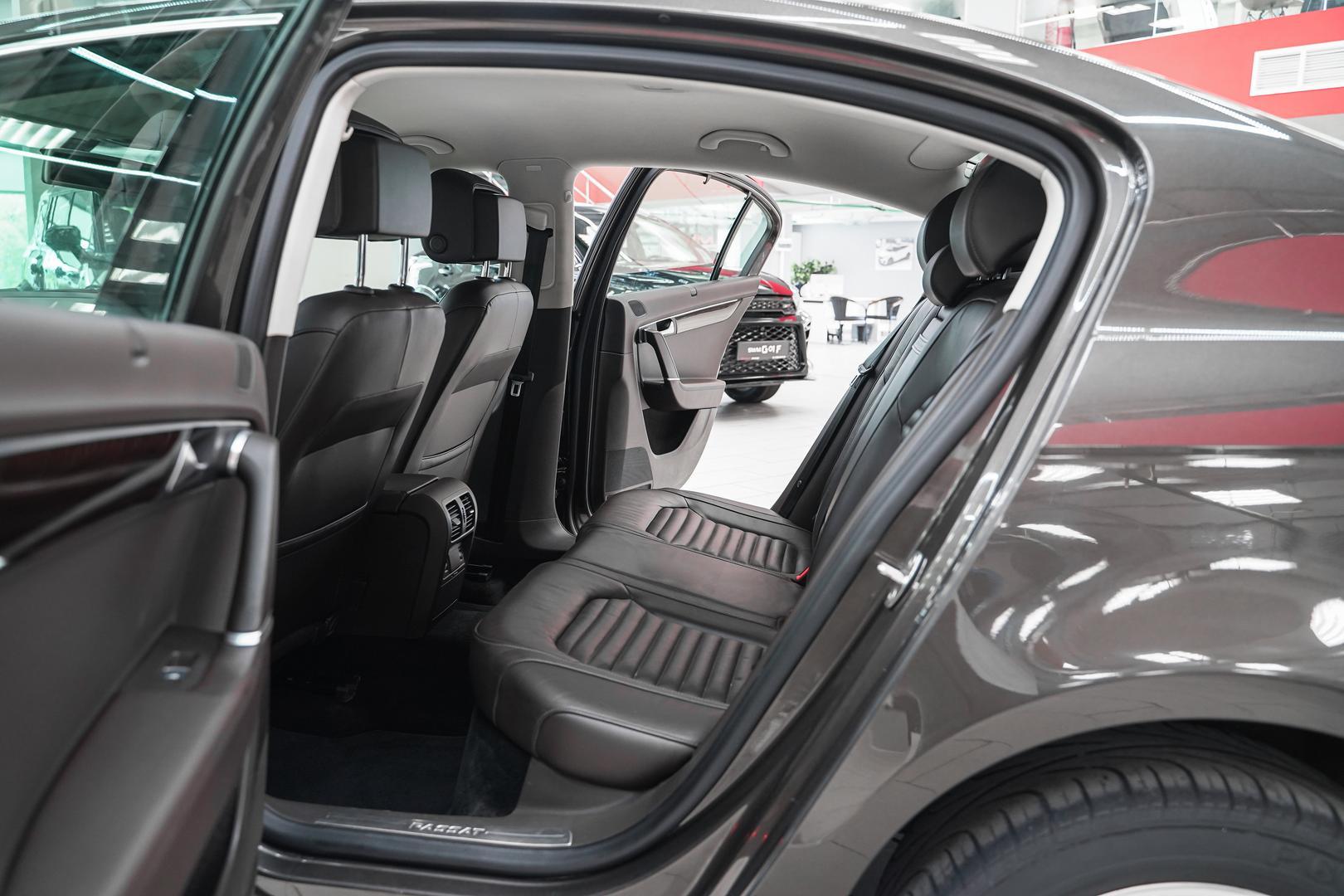Volkswagen Passat 2014, коричневый, ДЦ Орехово