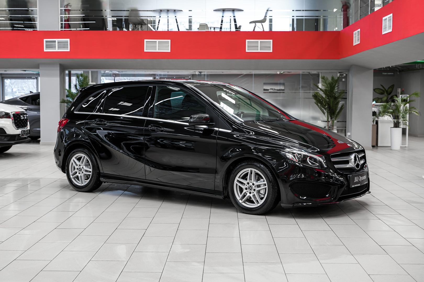 Mercedes-Benz B-Класс 2018, черный, ДЦ Орехово