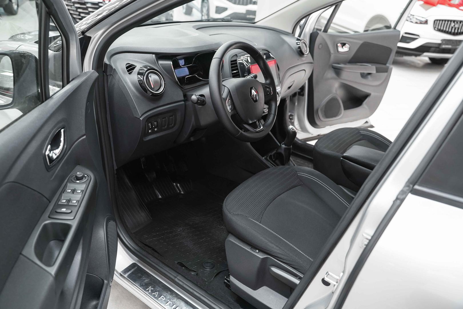 Renault Kaptur 2016, серый, ДЦ Орехово