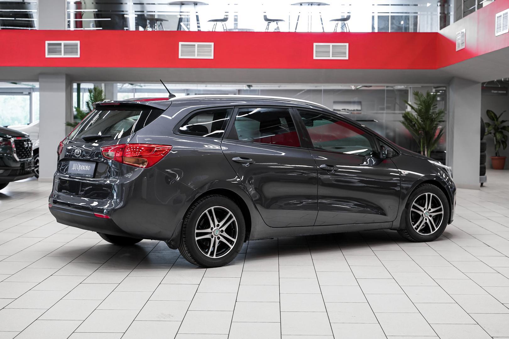Kia Ceed 2013, серый, ДЦ Орехово