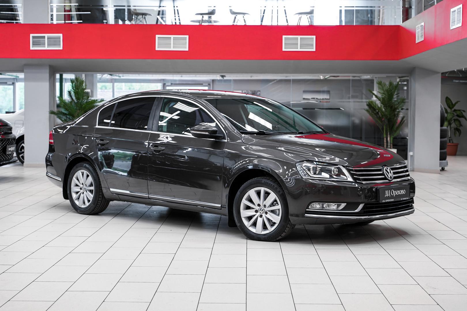 Volkswagen Passat 2013, коричневый, ДЦ Орехово