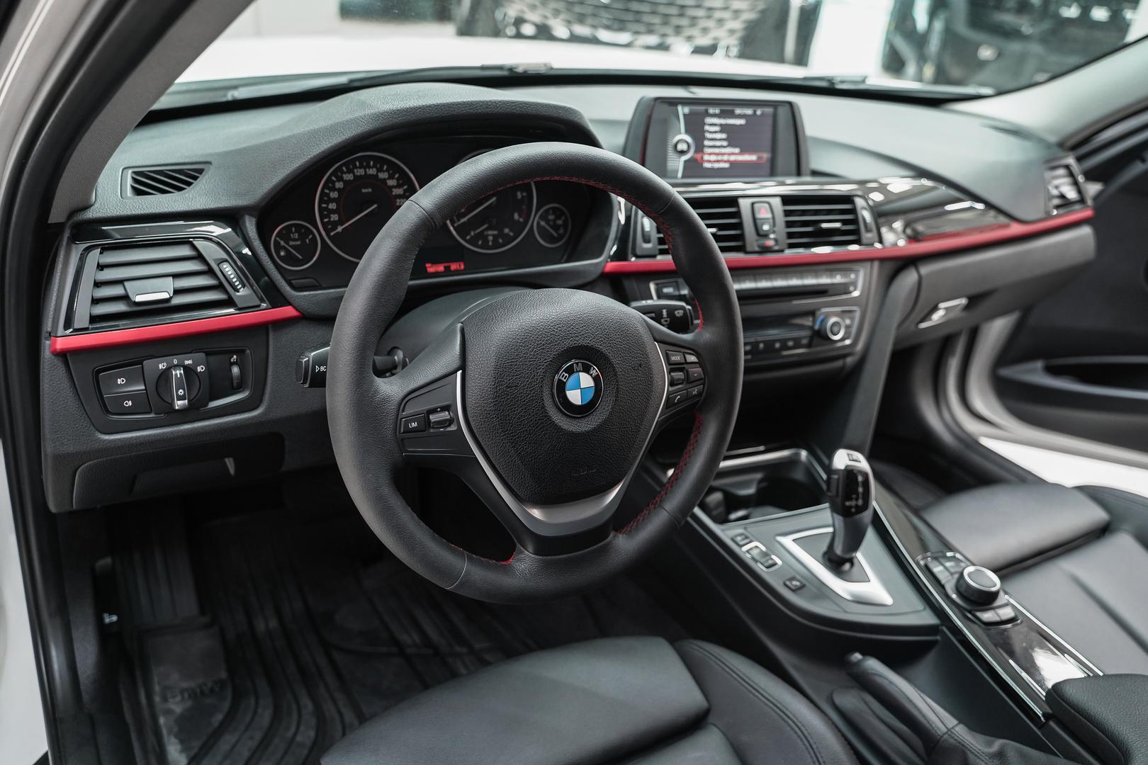 BMW 3 серии 2014, белый, ДЦ Орехово