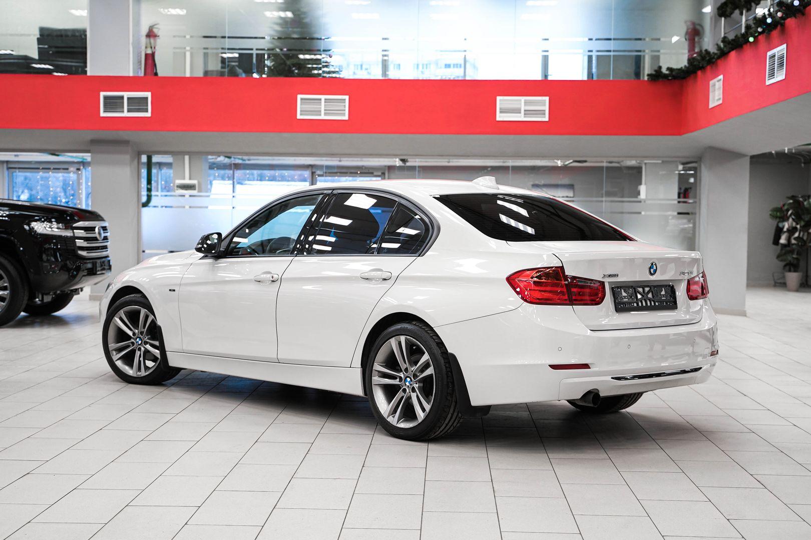 BMW 3 серии 2013, белый, ДЦ Орехово
