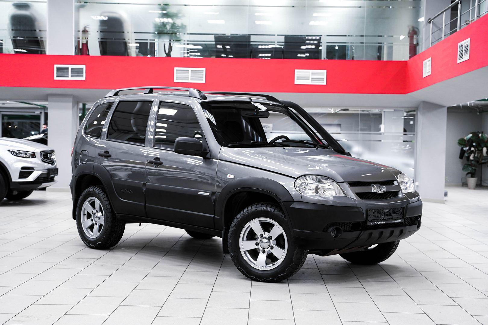 Chevrolet Niva 2013, серый, ДЦ Орехово