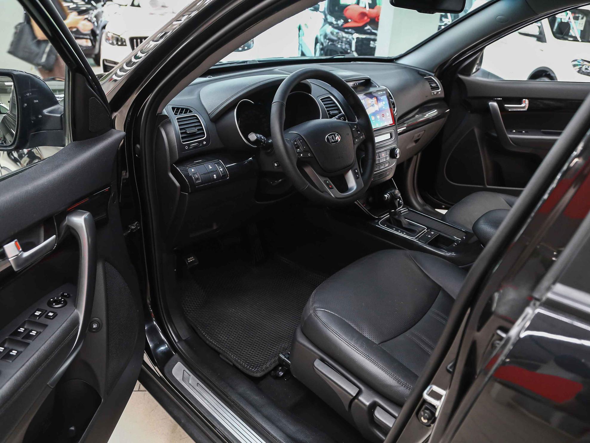 Kia Sorento 2017, черный, ДЦ Орехово