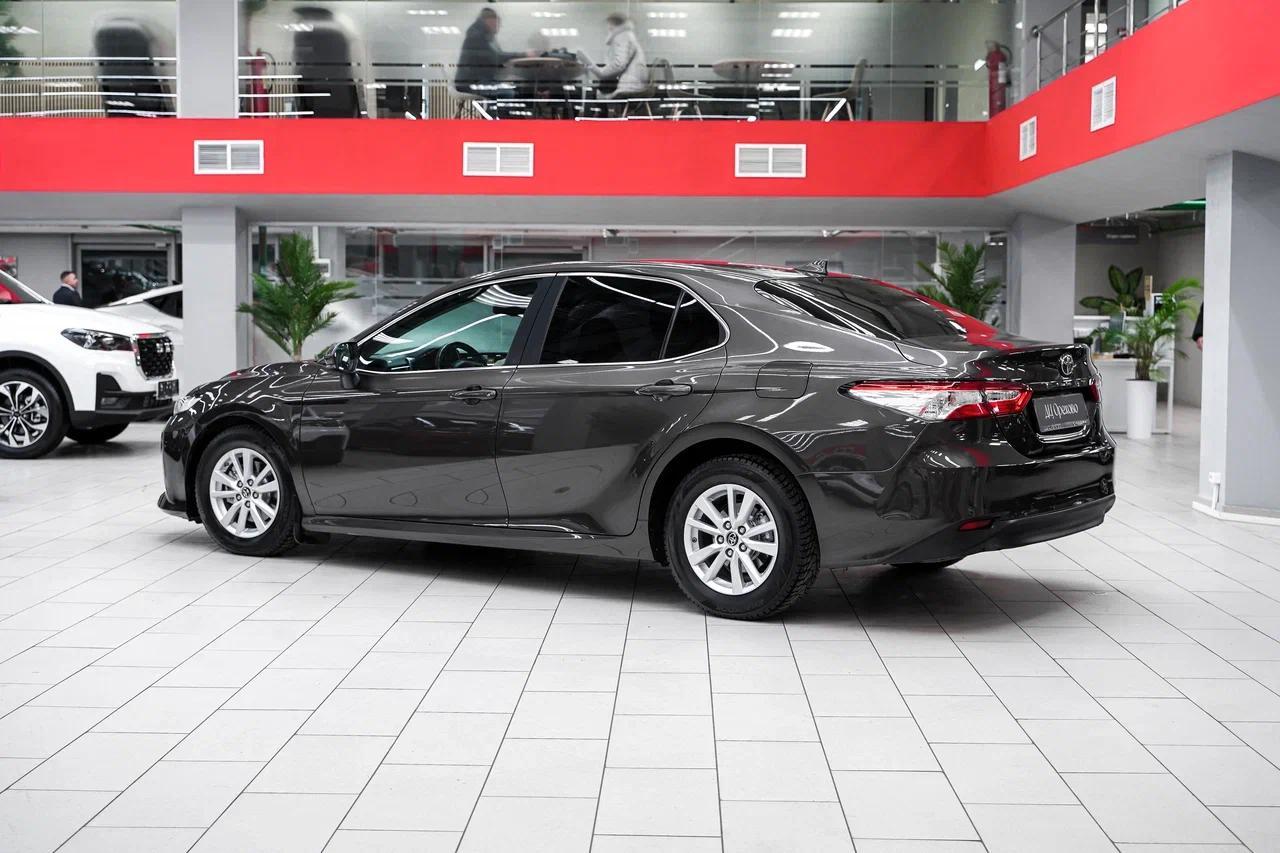 Toyota Camry 2019, серый, ДЦ Орехово
