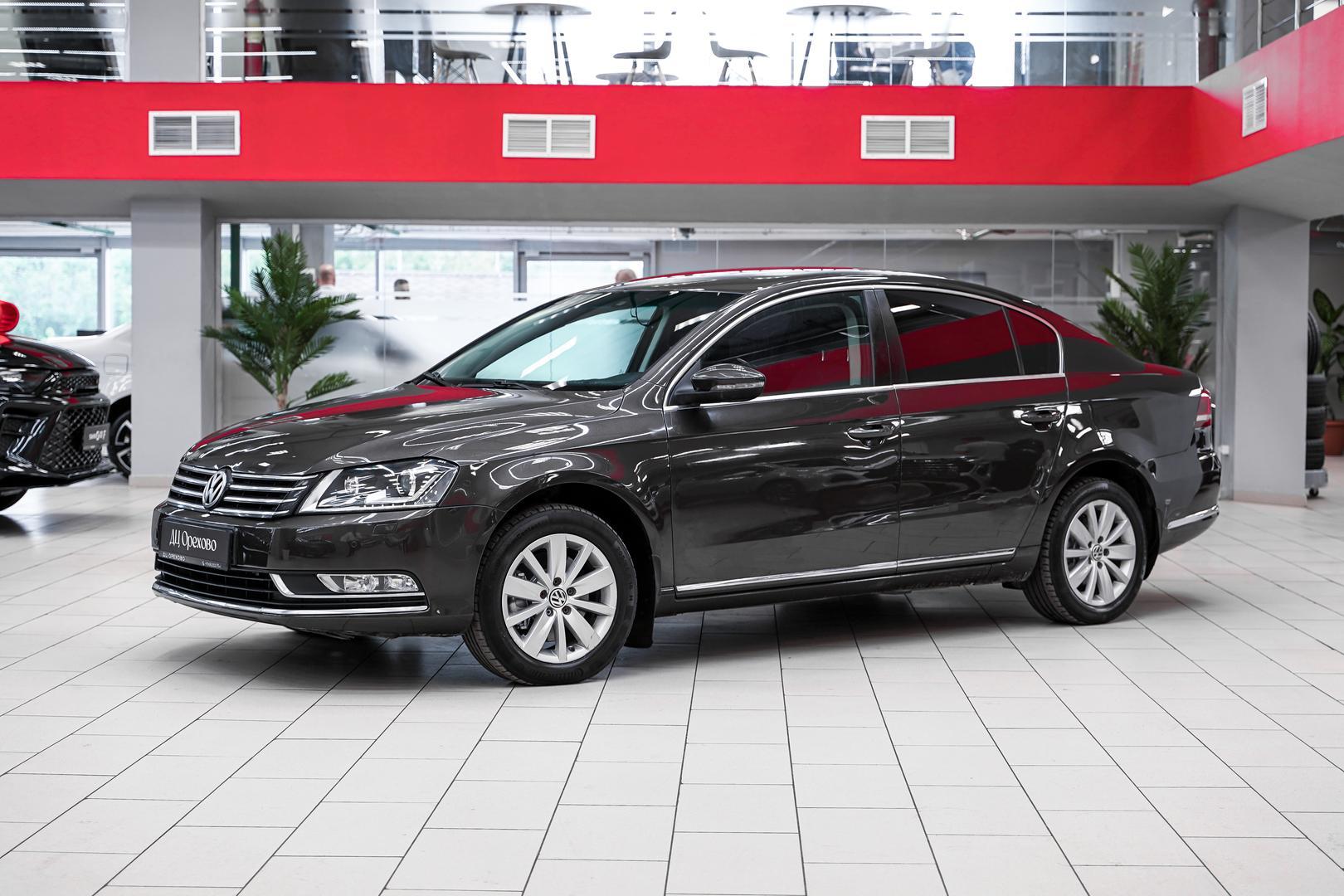 Volkswagen Passat 2013, коричневый, ДЦ Орехово