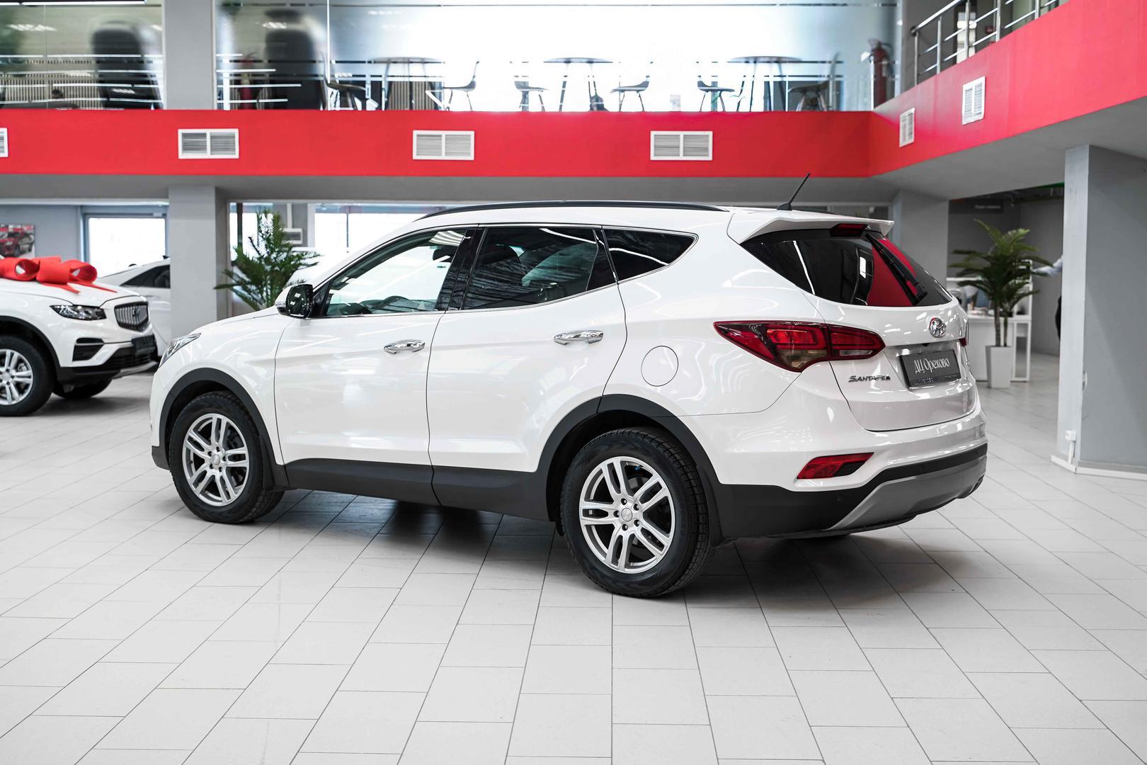 Hyundai Santa Fe 2016, белый, ДЦ Орехово