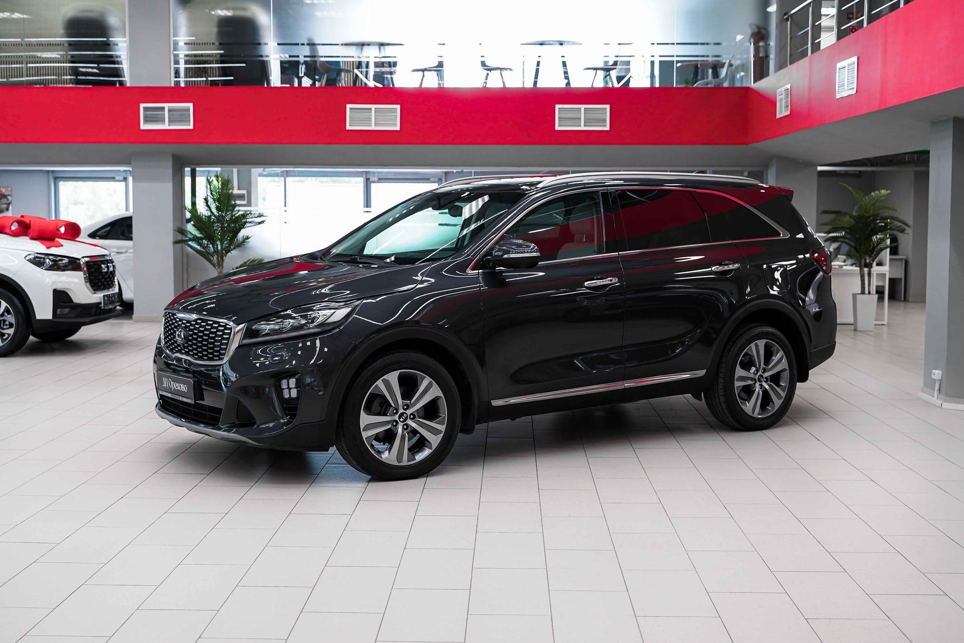 Kia Sorento 2019, серый, ДЦ Орехово