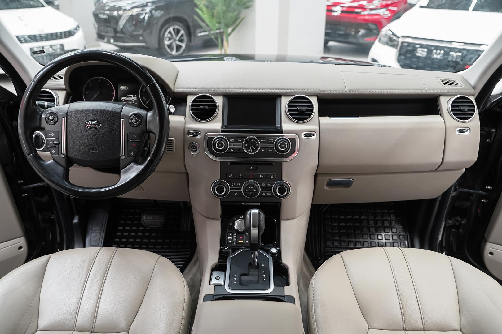 Land Rover Discovery 2012, черный, ДЦ Орехово