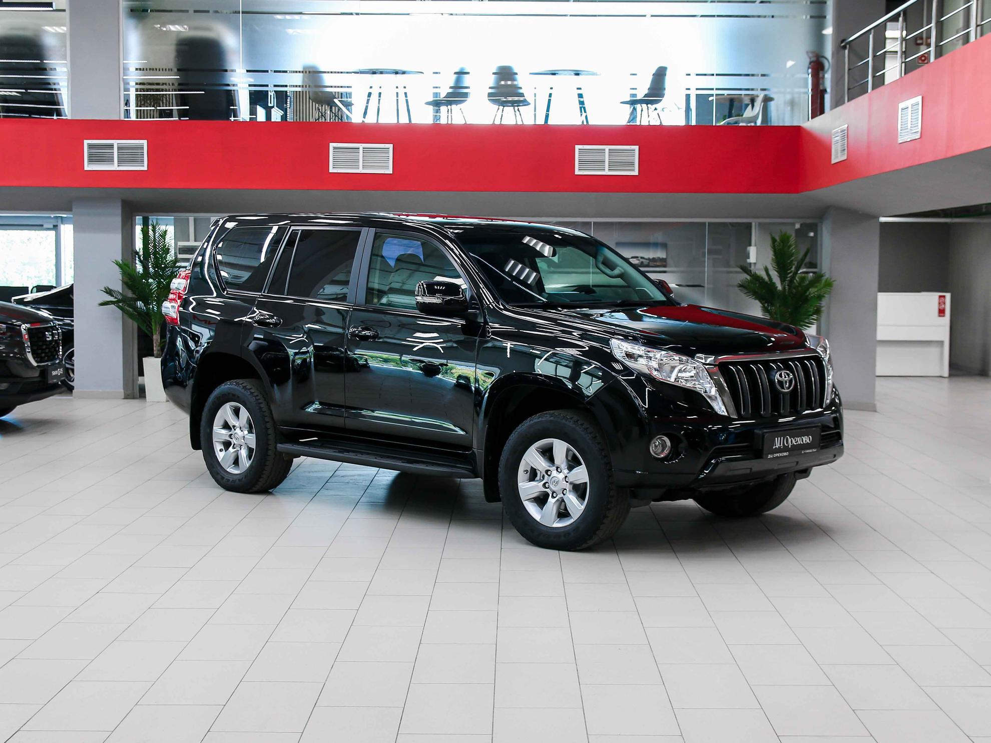 Toyota Land Cruiser Prado 2014, черный, ДЦ Орехово