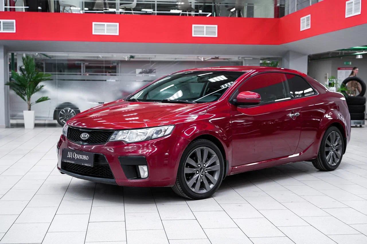 Kia Cerato 2011, красный, ДЦ Орехово