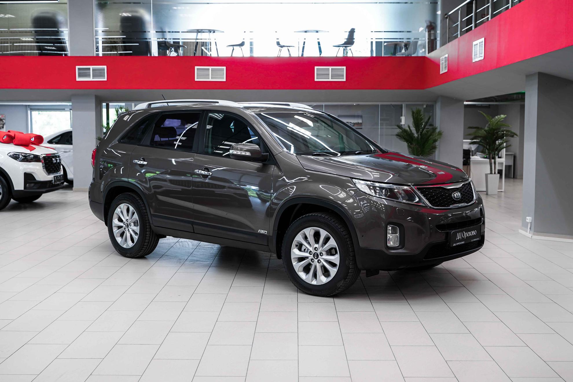 Kia Sorento 2018, бежевый, ДЦ Орехово