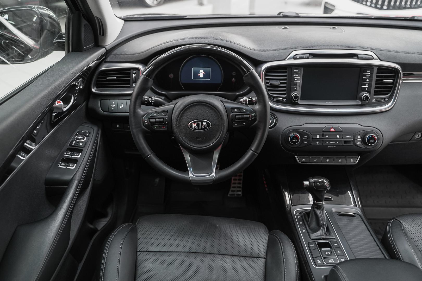 Kia Sorento 2017, черный, ДЦ Орехово