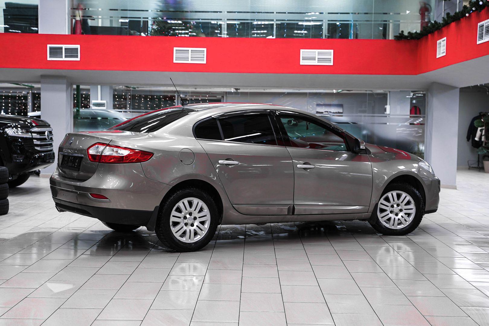 Renault Fluence 2011, бежевый, ДЦ Орехово