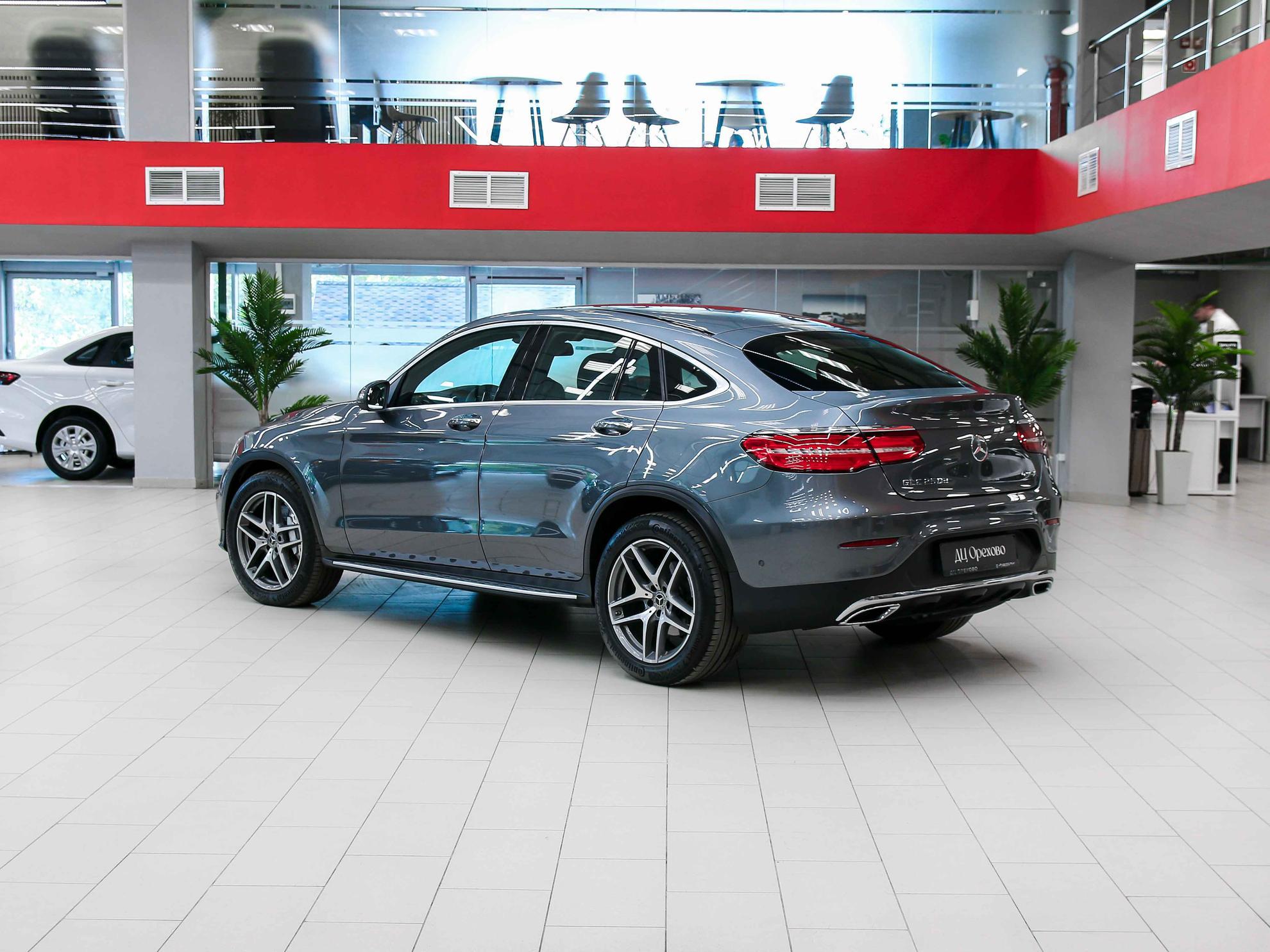 Mercedes-Benz GLC Coupe 2017, серый, ДЦ Орехово