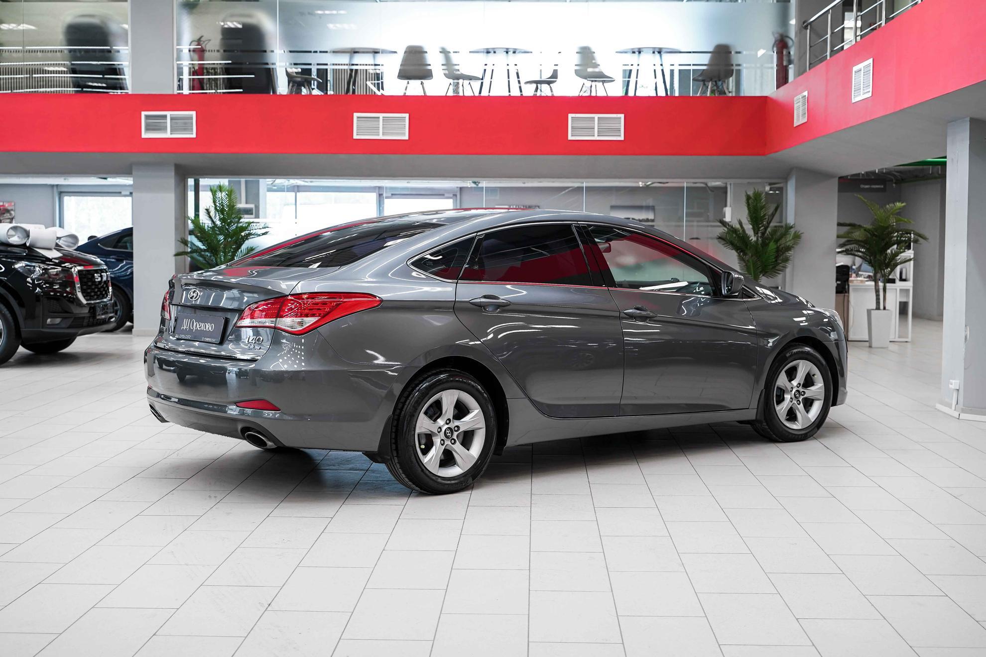 Hyundai i40 2014, серый, ДЦ Орехово