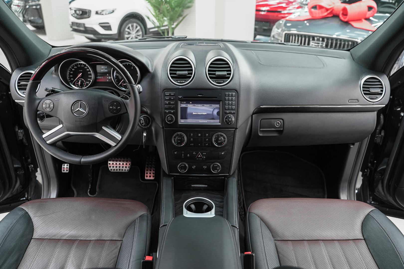 Mercedes-Benz GL-Класс 2012, черный, ДЦ Орехово