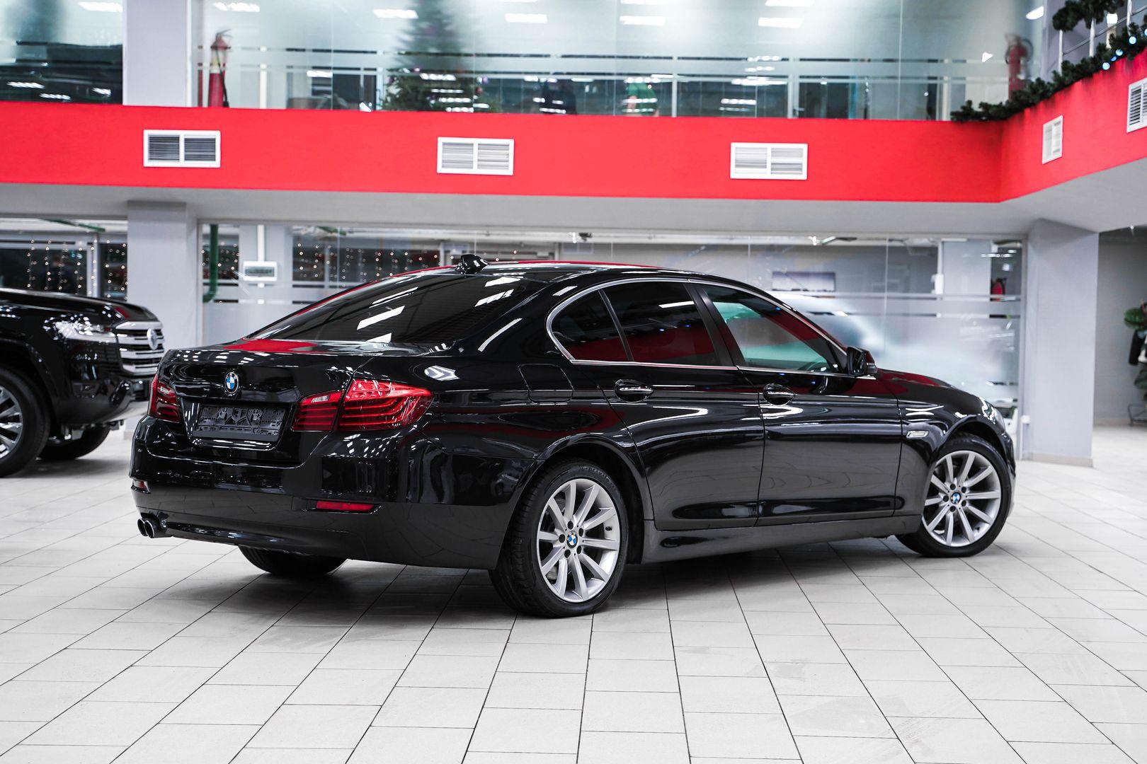 BMW 5 серии 2016, черный, ДЦ Орехово