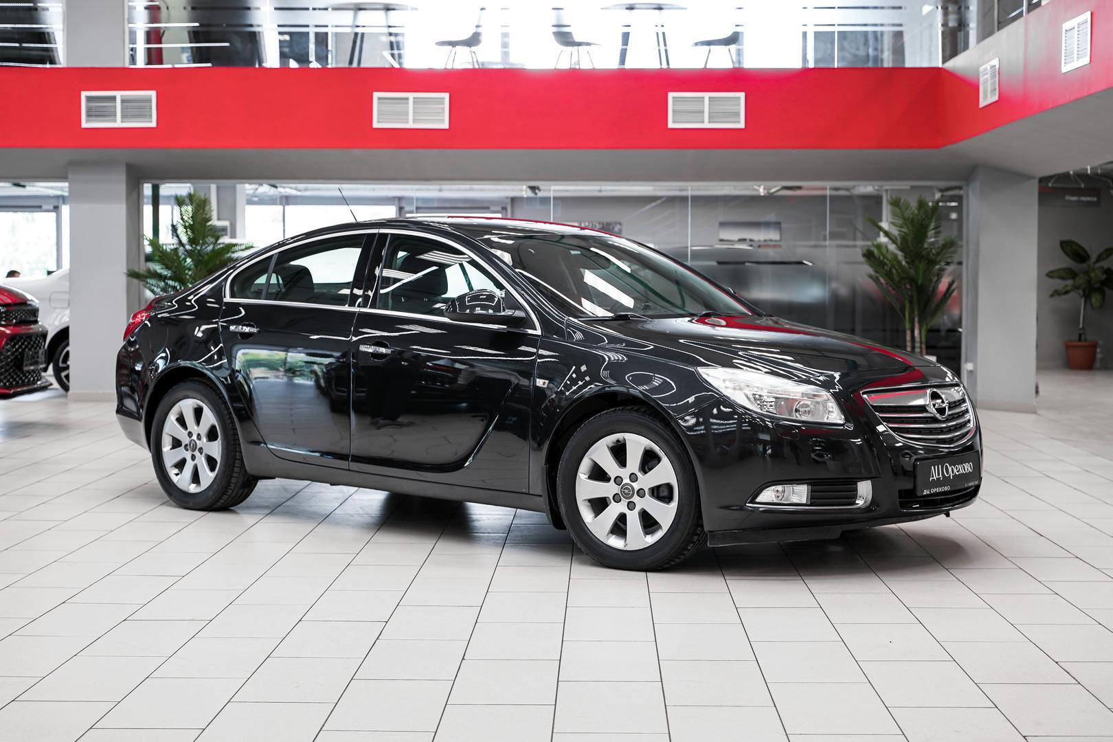 Opel Insignia 2010, черный, ДЦ Орехово