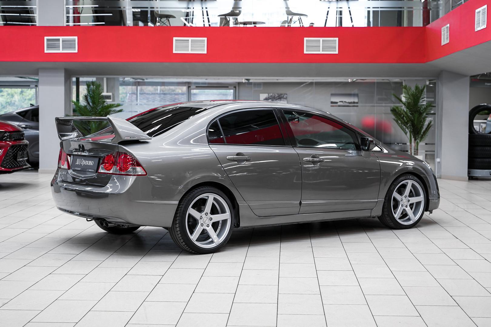 Honda Civic 2008, серый, ДЦ Орехово