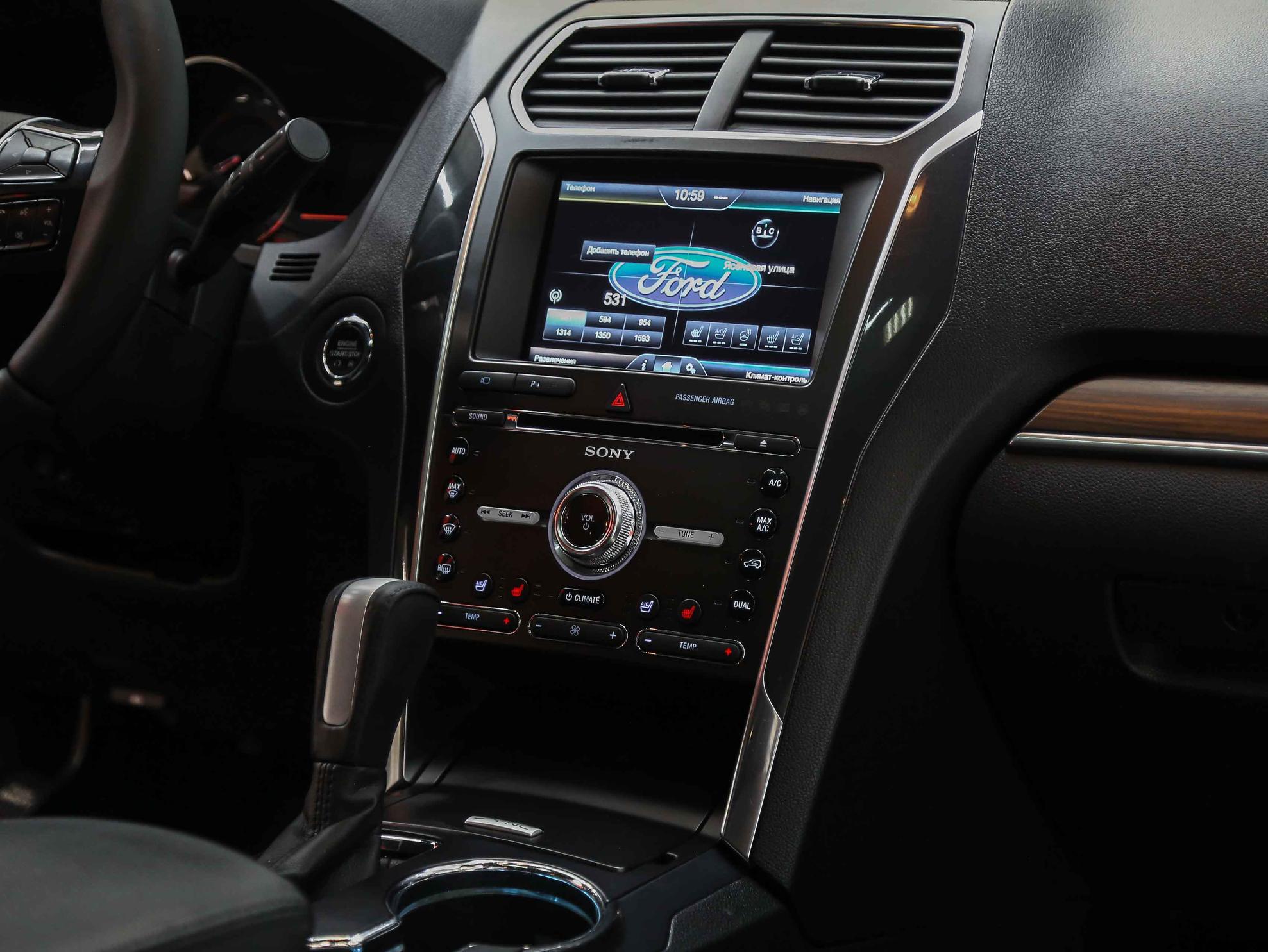 Ford Explorer 2016, черный, ДЦ Орехово