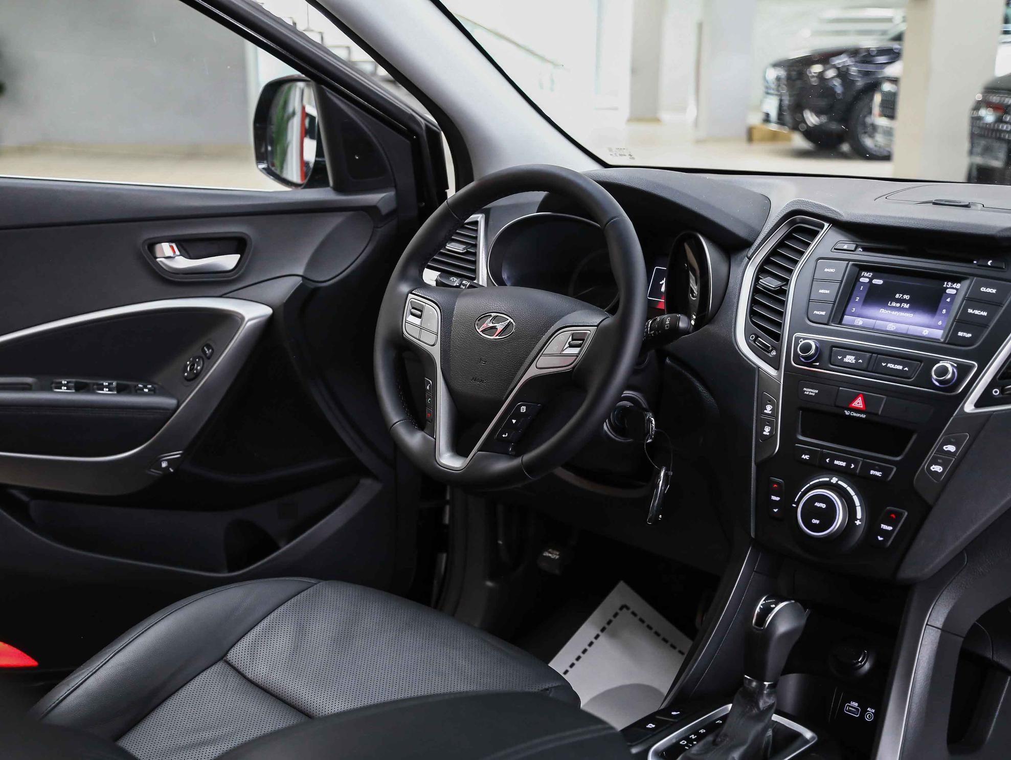 Hyundai Santa Fe 2016, черный, ДЦ Орехово