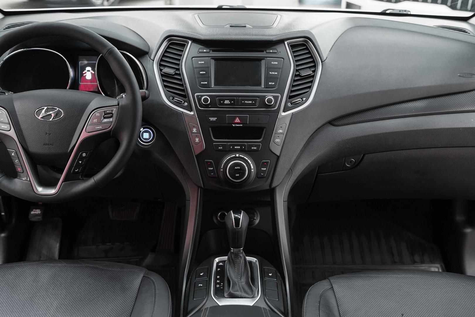 Hyundai Santa Fe 2016, белый, ДЦ Орехово
