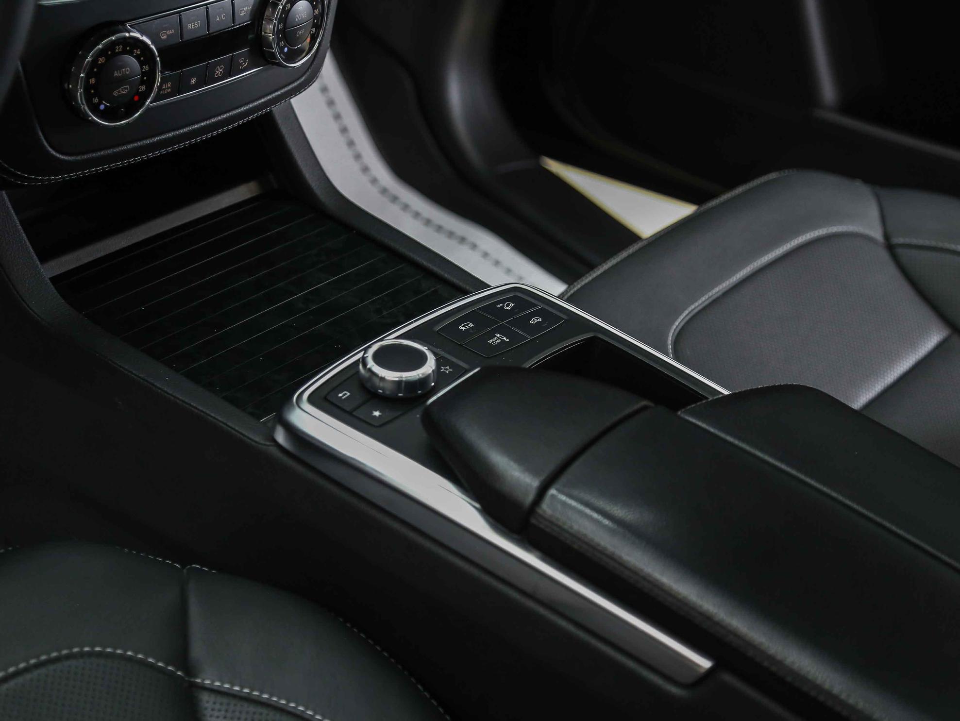 Mercedes-Benz M-Класс 2014, черный, ДЦ Орехово
