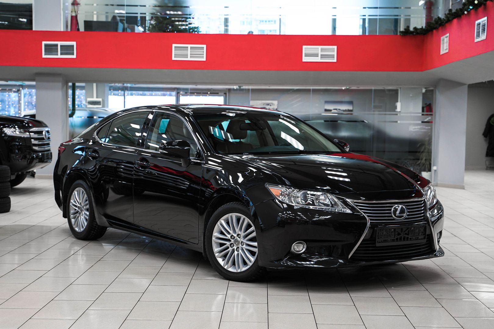 Lexus ES 2014, черный, ДЦ Орехово