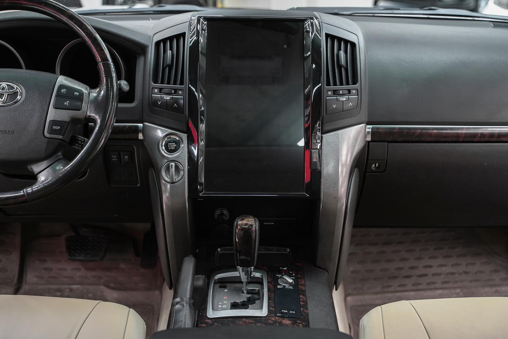 Toyota Land Cruiser 2009, черный, ДЦ Орехово