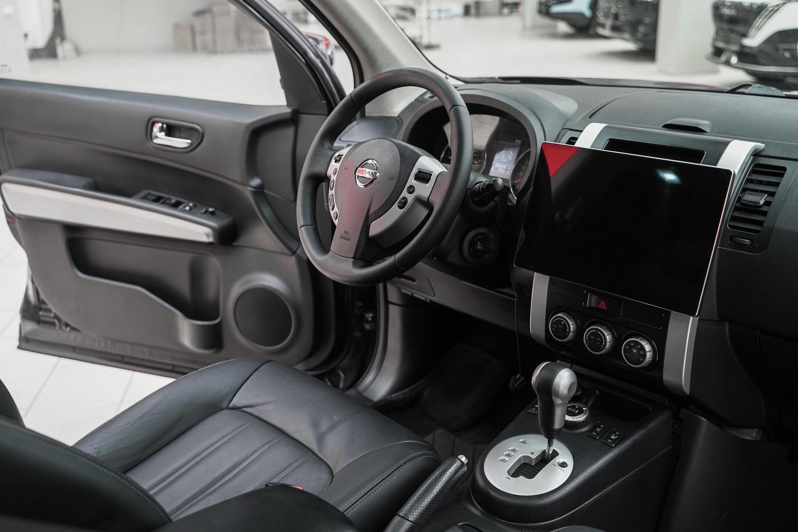 Nissan X-Trail 2011, черный, ДЦ Орехово
