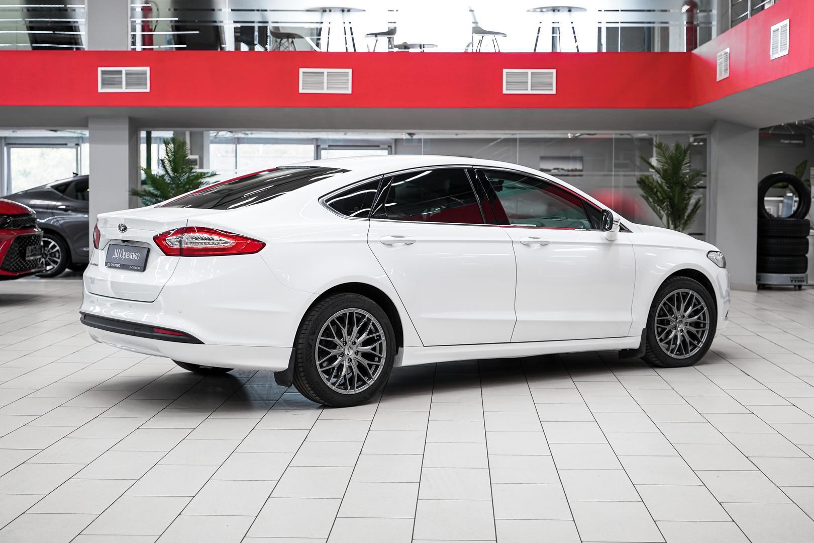 Ford Mondeo 2015, белый, ДЦ Орехово