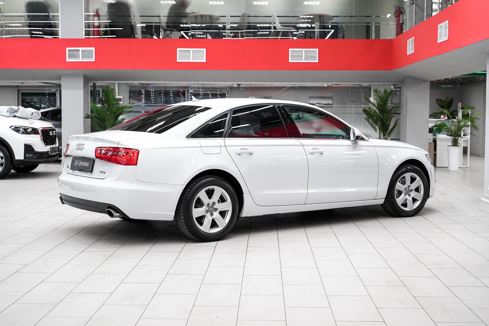 Audi A6 2013, белый, ДЦ Орехово