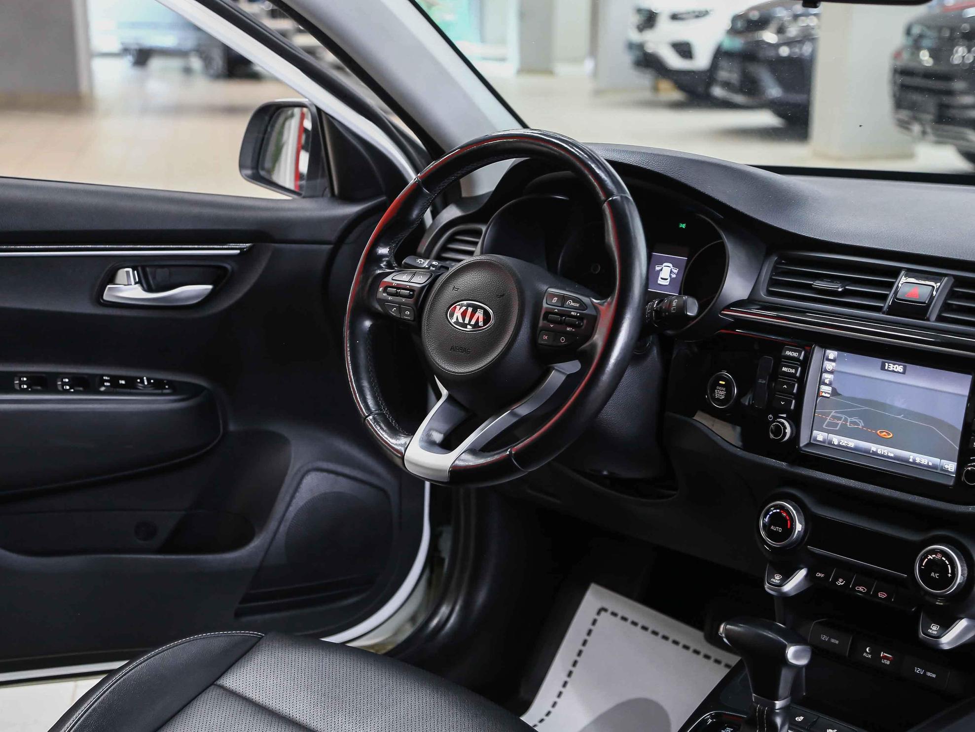 Kia Rio X-Line 2018, белый, ДЦ Орехово