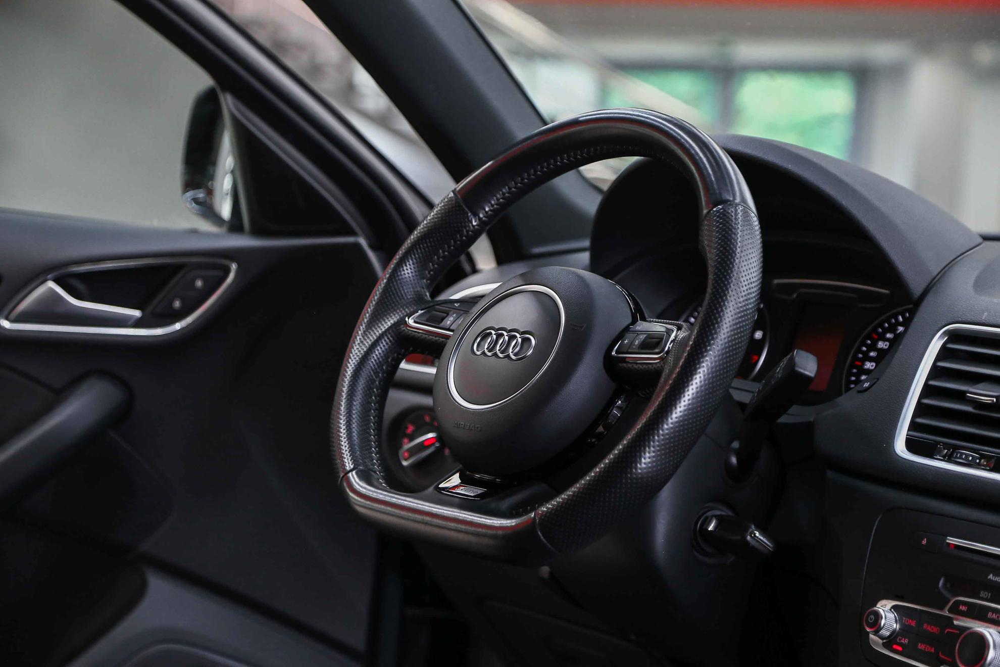 Audi Q3 2017, зеленый, ДЦ Орехово