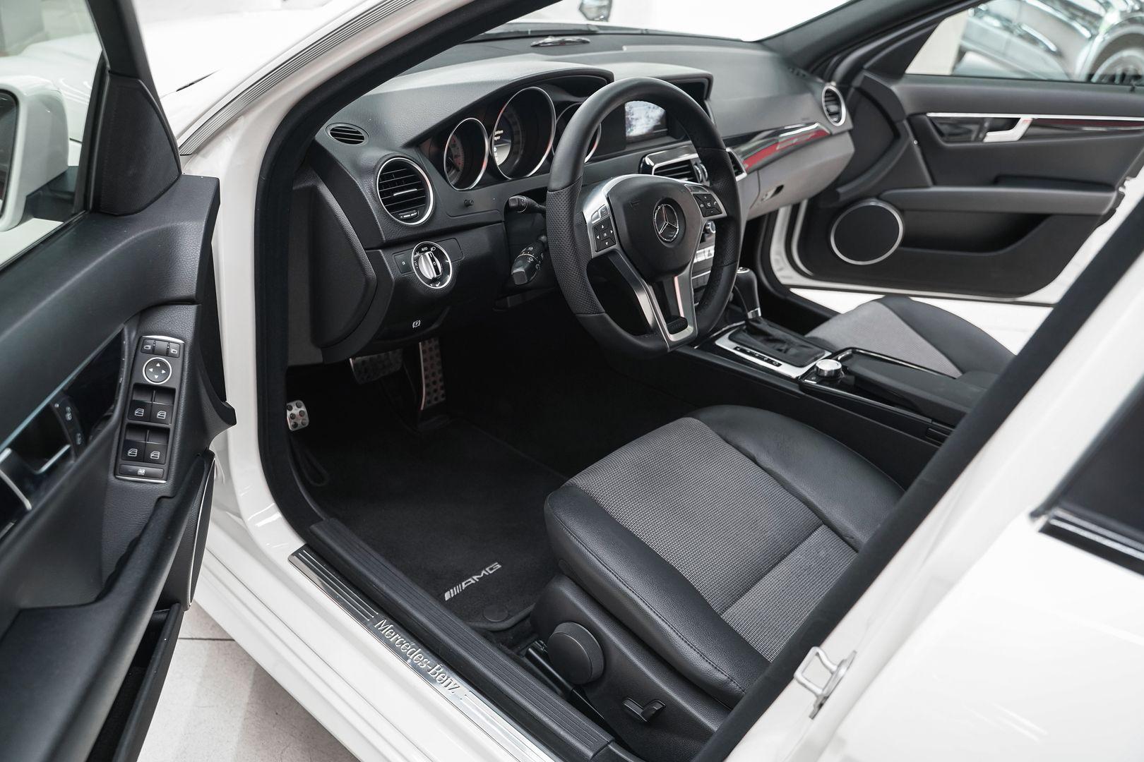 Mercedes-Benz C-Класс 2012, белый, ДЦ Орехово