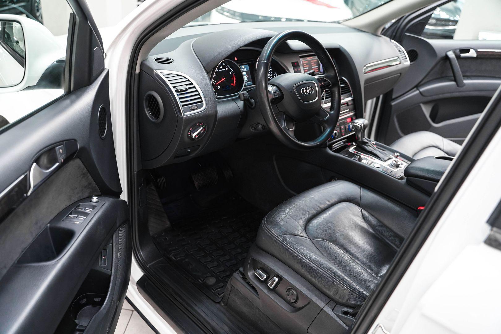 Audi Q7 2013, белый, ДЦ Орехово
