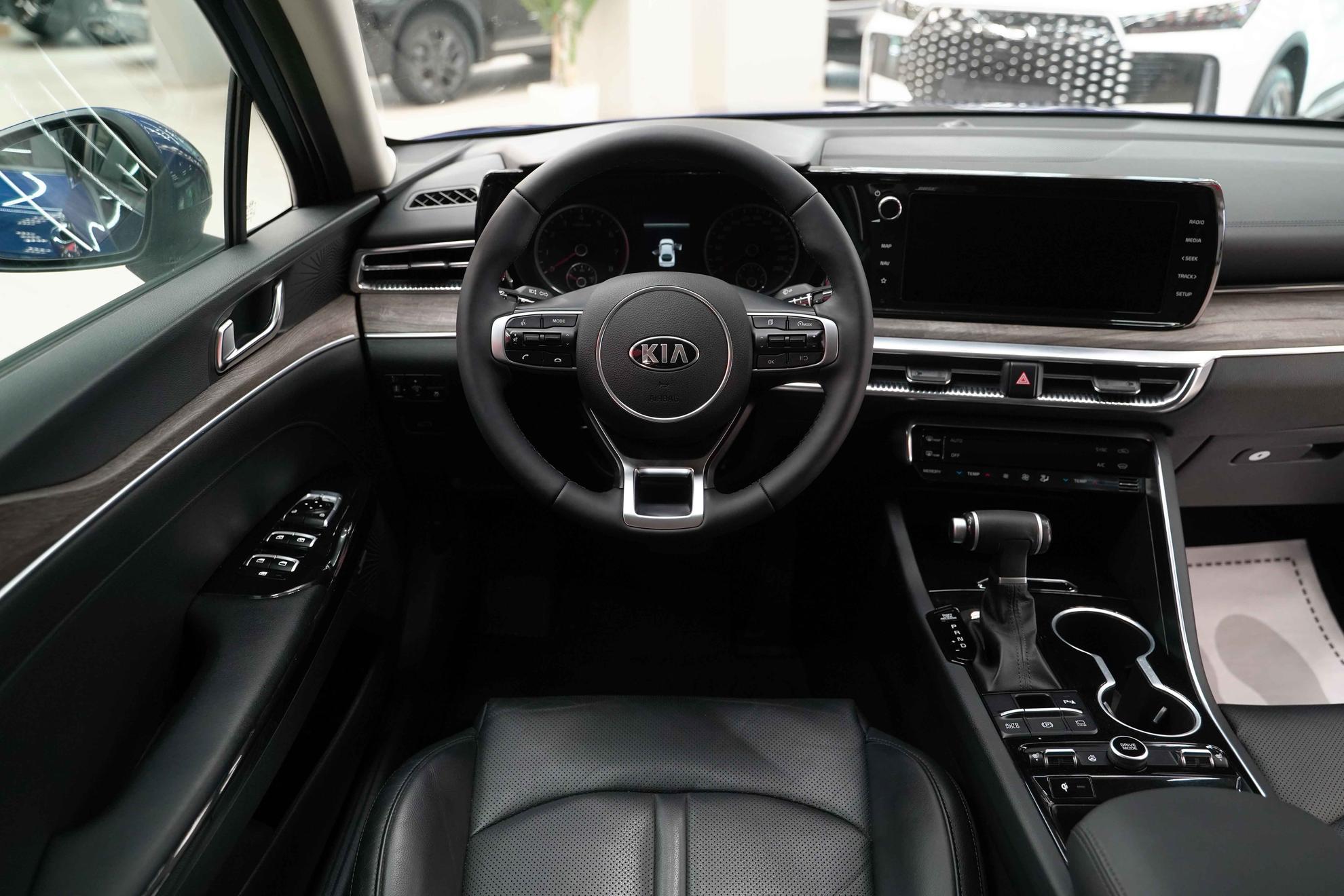 Kia K5 2021, синий, ДЦ Орехово