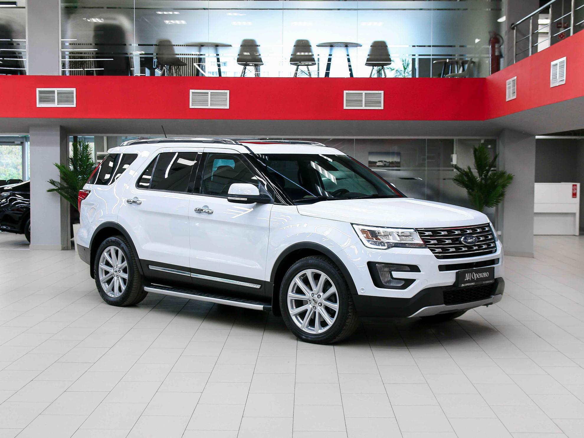 Ford Explorer 2017, белый, ДЦ Орехово