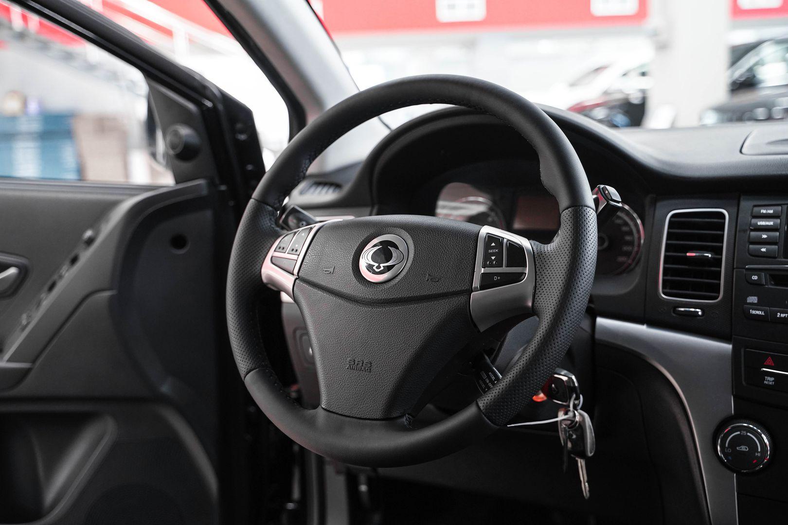 SsangYong Actyon 2011, черный, ДЦ Орехово