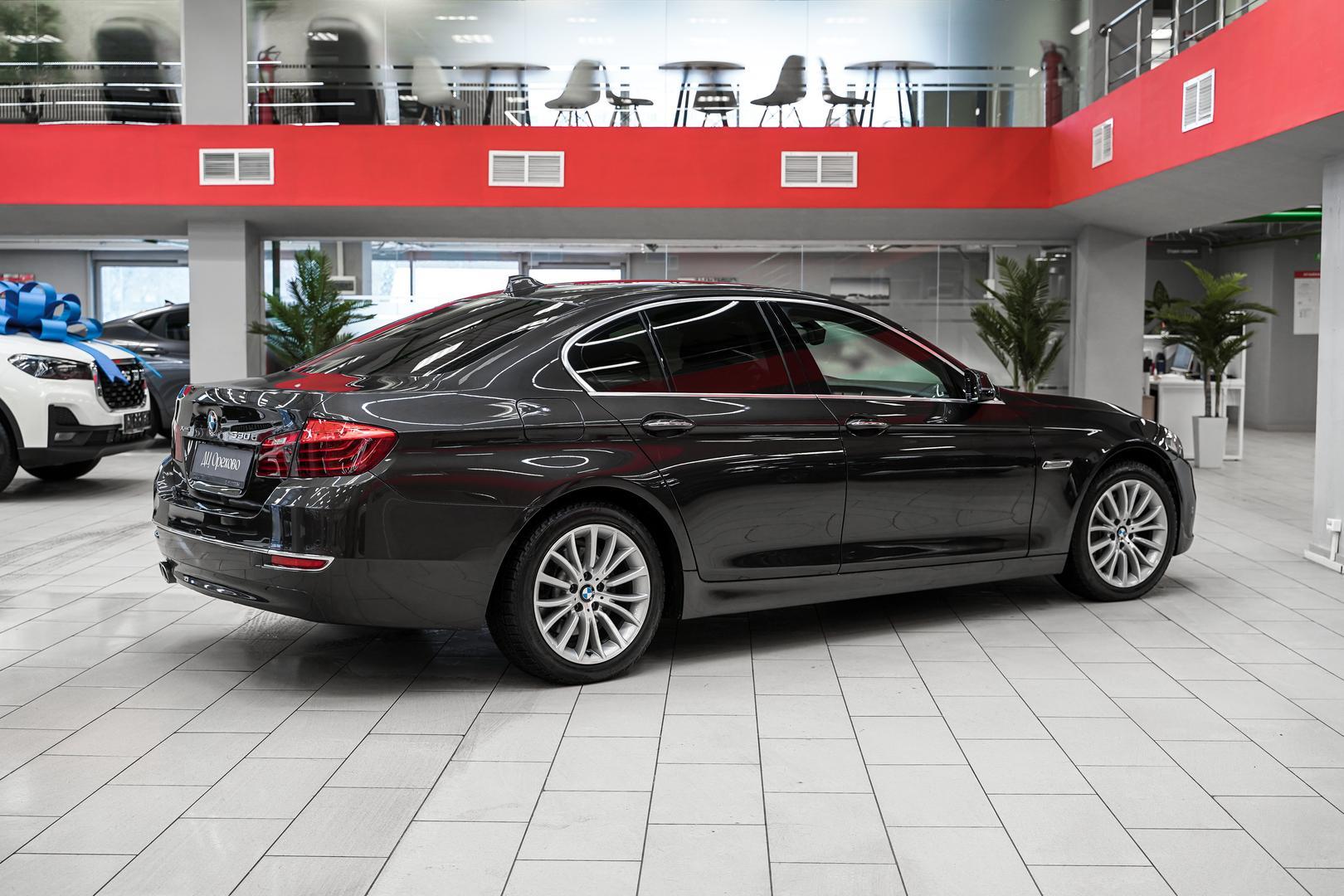 BMW 5 серии 2016, коричневый, ДЦ Орехово