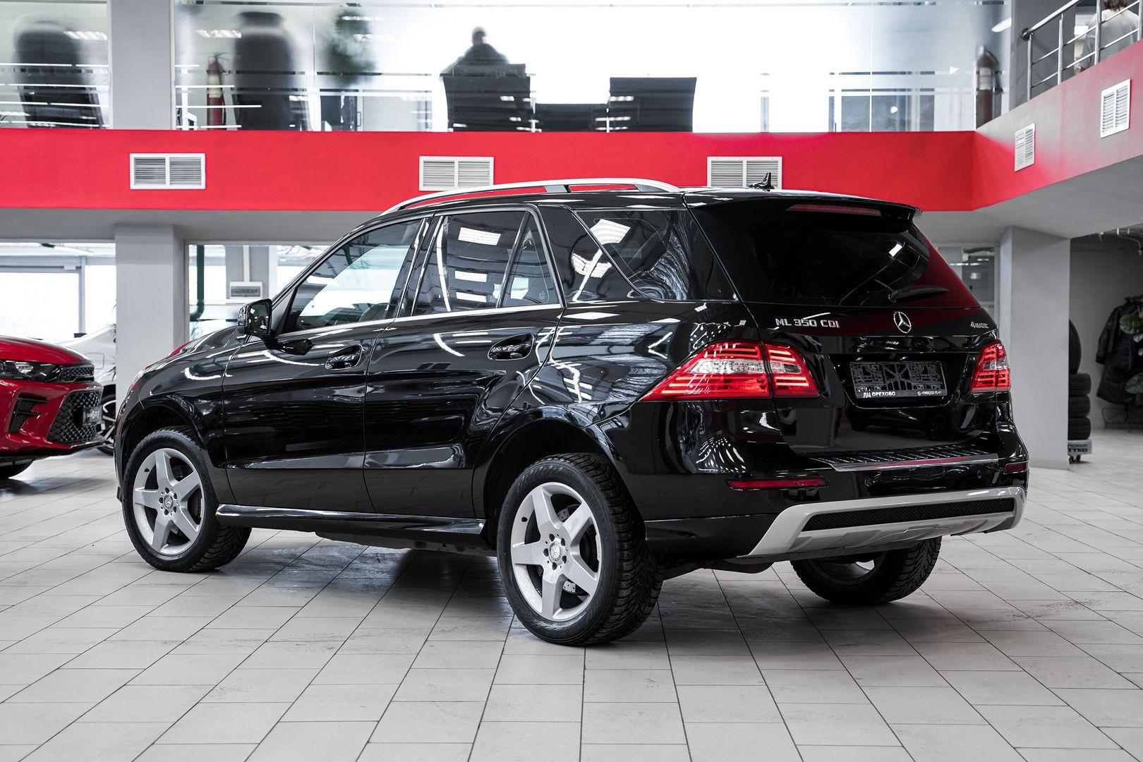 Mercedes-Benz M-Класс 2012, черный, ДЦ Орехово