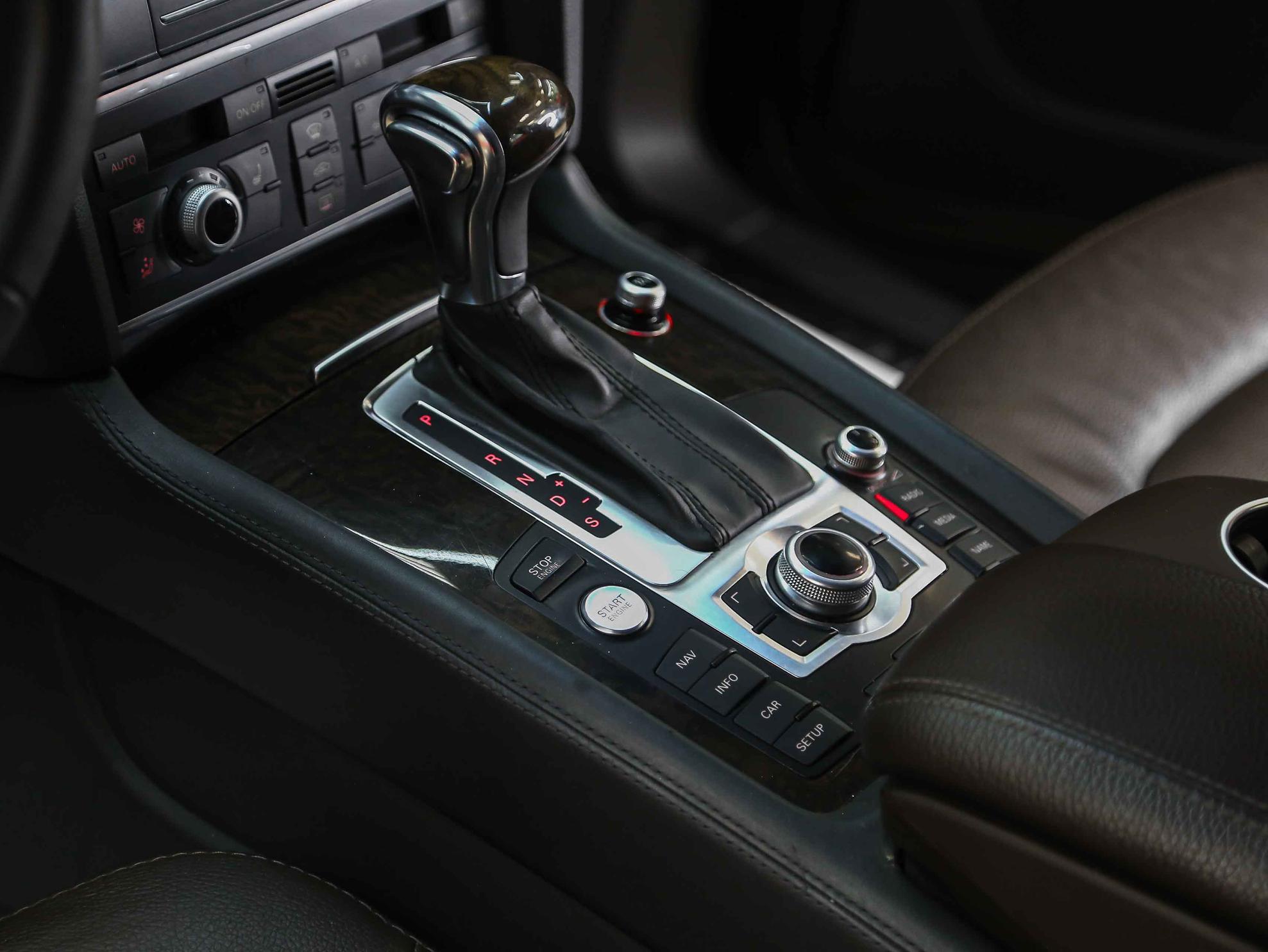Audi Q7 2013, коричневый, ДЦ Орехово