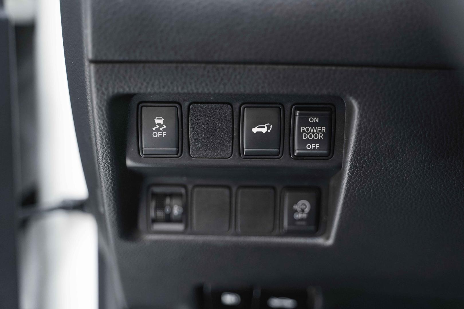 Nissan X-Trail 2019, белый, ДЦ Орехово