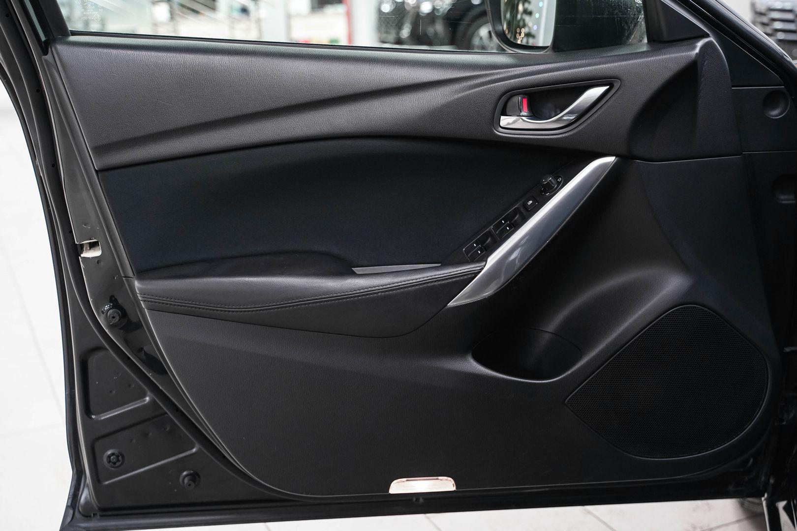 Mazda 6 2013, черный, ДЦ Орехово