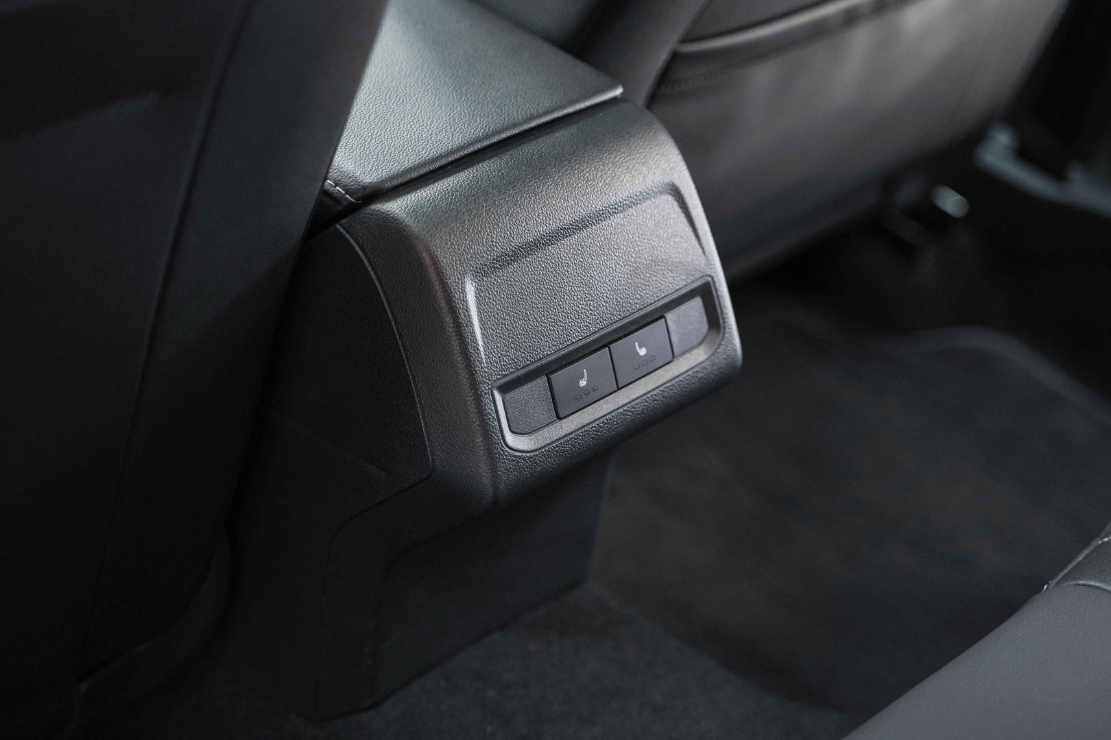 Volkswagen Jetta 2021, синий, ДЦ Орехово
