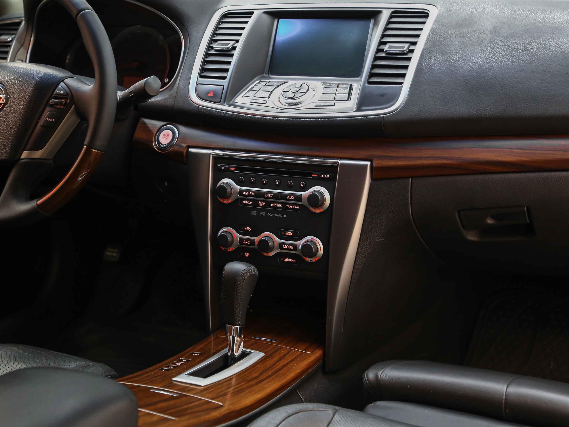 Nissan Teana 2008, красный, ДЦ Орехово