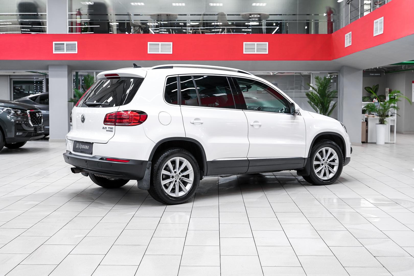 Volkswagen Tiguan 2013, белый, ДЦ Орехово