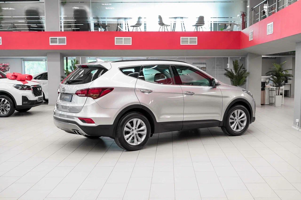 Hyundai Santa Fe 2017, серебряный, ДЦ Орехово